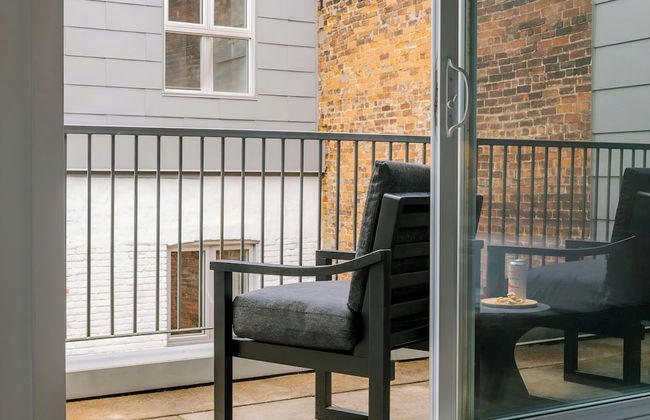 Sonder by Marriott Bonvoy Penny Lane Apartments Old Montreal - Photo 4