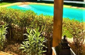 Chalet con piscina en entorno idílico - Foto 9