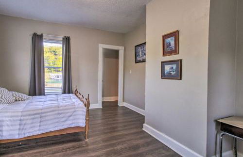 Mtn Views and Idyllic Setting! Clifton Forge Retreat - Foto 25