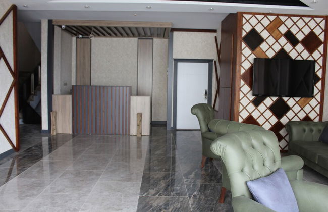 Sweet Home Alhamra - Photo 4