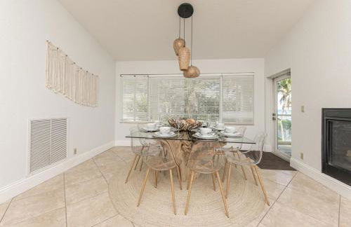 Oceanfront Luxury Villa 5Bedroom and 4Bath Beach Access - Photo 71