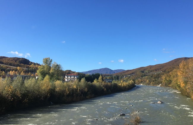 2-bed Borgo val di Taro Apt w/ Private Terrace - Foto 23