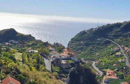 Pink House - Photo 7