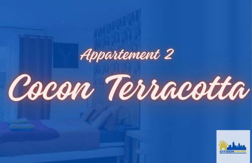 CitizenHouse Anzin - 4 Studios - 15 à 36m2 - Jardin - Terrasse - Accès autonome - WiFi - Netflix - Foto 45