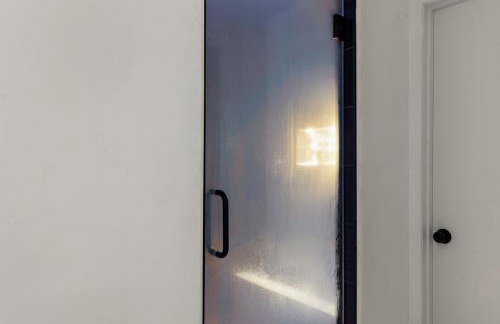 Chill and Relax Luxury Retreat with Pool Spa Game Room and Steam Room - Foto 56