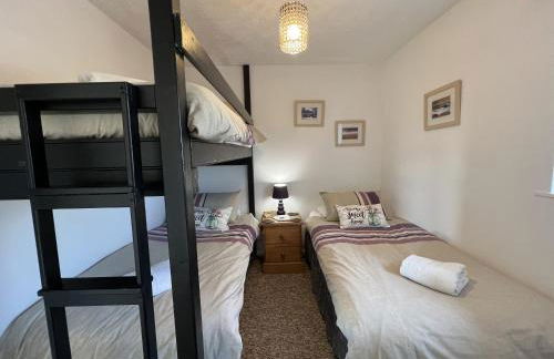 Hop Loft-Barn Conversion, with access to Pool & Hot Tub-at Fox Valley Cottages - Foto 28