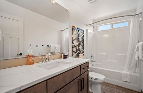 Elk Grove Getaway - Photo 23