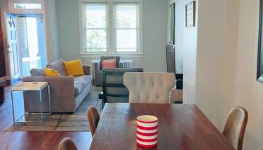 3BD Brookland Home W Parking & Metro Access - Foto 4
