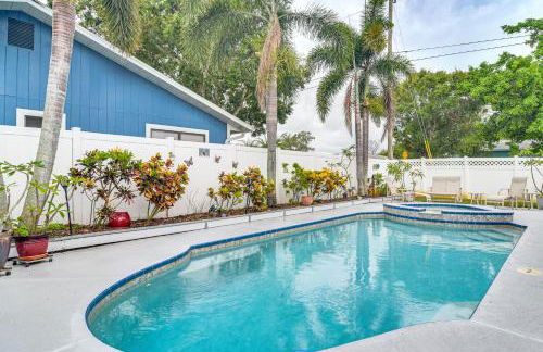 4 Mi to Beach Sunny Seminole Home with Pool - Photo 1