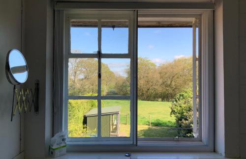 Country cottage overlooking fields with garden room - Foto 41
