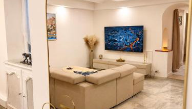 Quiet Private Apartment - 2min Train Station - 5min Palais Croisette - Private entrance - Foto 3
