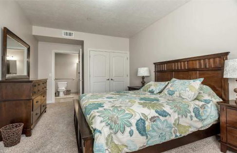 1-Bedroom Condo in the Heart of the City - Photo 4