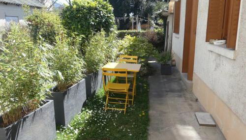 Maisonnette au bord du Sierroz - Foto 3, Garden, Garden view