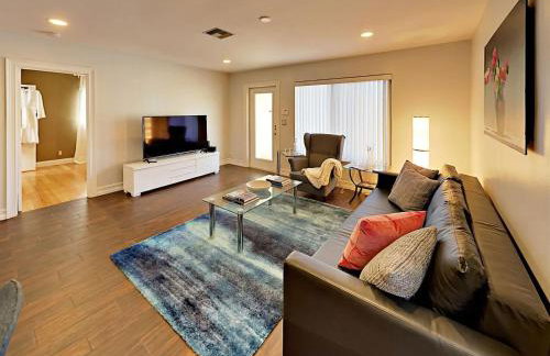 Hidden Gem Vacation Villa w Private Pool & TikiHut - Foto 13