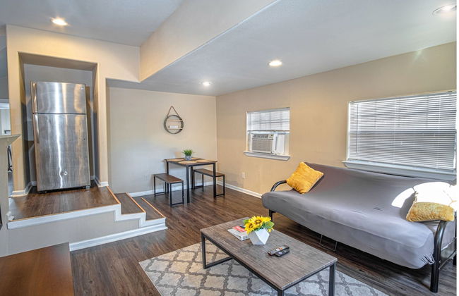 Remodeled Guest House Near Downtown/military Base - Foto 7