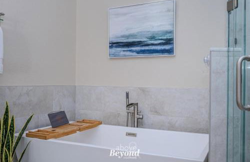 Blue Hues & Lake Views - Foto 3