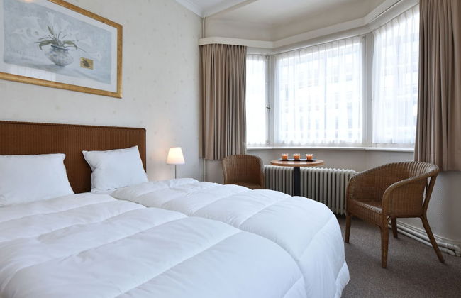 Former Hotel in the Centre and Near the Beach in Panne - Foto 10