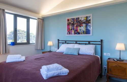 CHROMA Lodge Pikermi - Photo 18