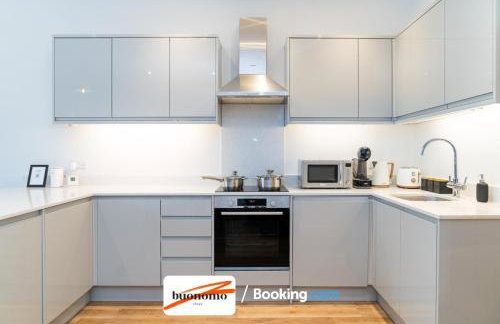 Two Bedroom Apartment At Buonomo Stays Short Lets & Serviced Accommodation close to Wimbledon Tennis Courts - Foto 8