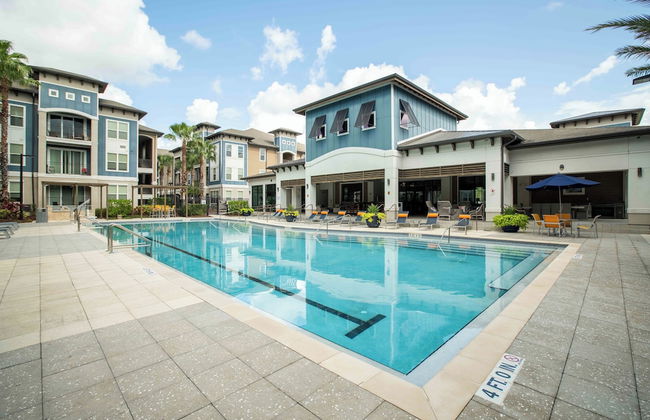 Century Millenia - Foto 27