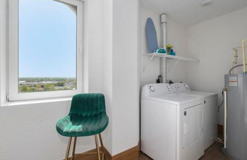 Extravagant 3 Level Penthouse at The Grand Castle - Foto 13