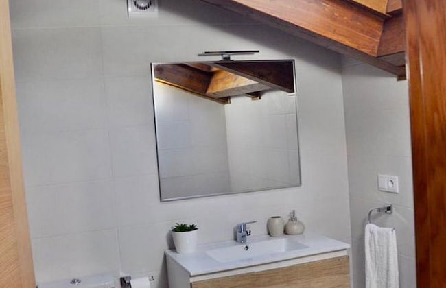 Apartamentos la Ventana de Mogrovejo - Photo 28