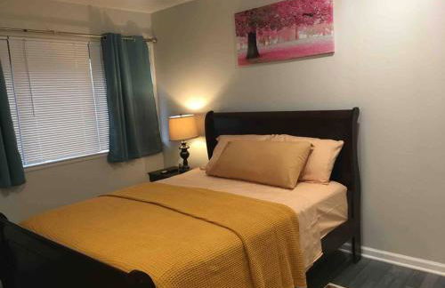 Entire Twnhouse 2bdrms 3Bthrm 2Qbeds 2Levls Fncd Bkyard - Foto 6