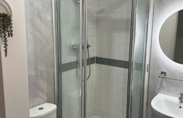 Comfy Stay - High Road Ilford - Foto 28