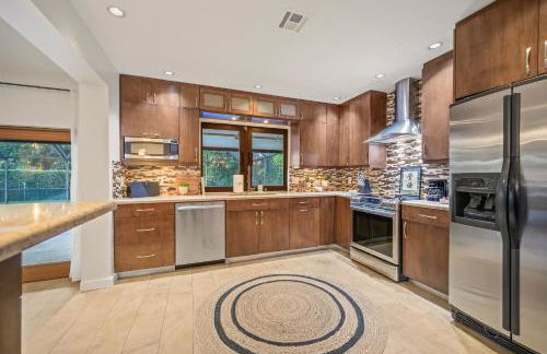 Family Beach Home With Home Theater & Heated Pool! - Foto 5