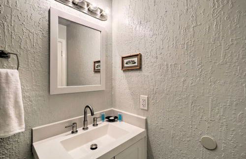 Pet-Friendly Merritt Island Home with Heated Pool - Foto 22