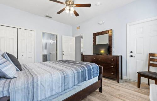 Great Town Home with Lazy River - Foto 16