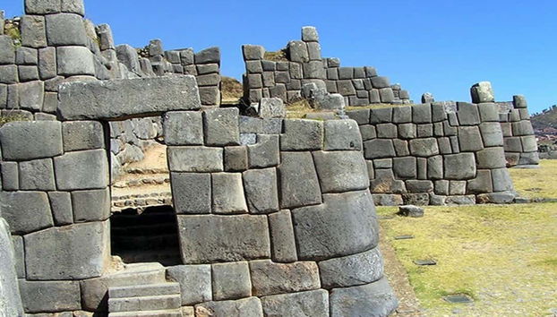 Sacsayhuaman