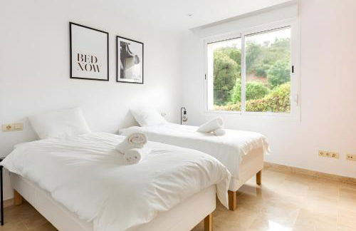 Luxury & Sunny Apartment with Breathtaking View in Marbella East - Foto 9