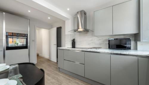 Entire 3 Bedroom House in London - Canning Town, City Airport, London ExCel - Foto 4