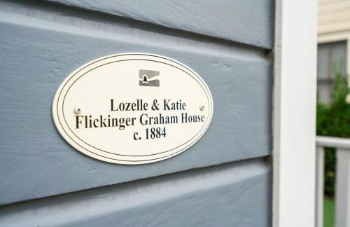 1884 Elegant Home Fire Pit, Tesla Tech, Near DT - Foto 42