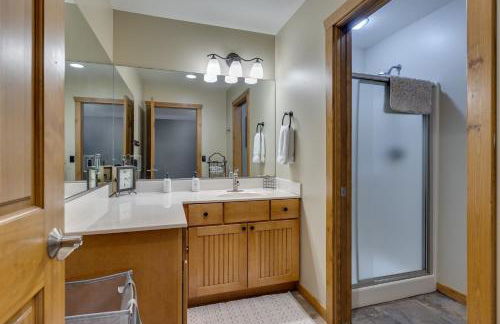 Luxurious Cabin on Castle Rock Lake! Sleeps up to 20! - Foto 15