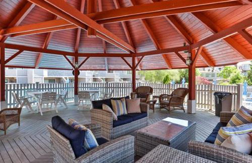 Spacious Oceanfront 3BR Condo with Private Beach in Ideal Hyannis Location - Photo 27