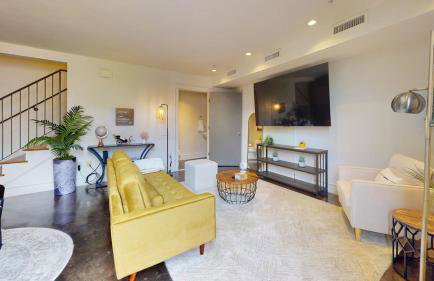 Charmingly Trendy Cloverdale Loft - Gated Parking! - Foto 15