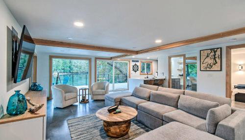 Dreamy Bayfront Cabin with View, Dock and Kayaks - Foto 3