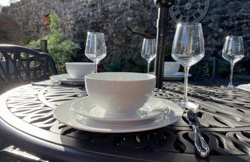 Muddy Paws Cottages - The Nook - Photo 46