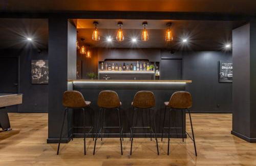 Villa 15 personnes - Piscine - Jacuzzi - Clim - Bar - Billard - Cinéma - Vue Panoramique - Foto 52