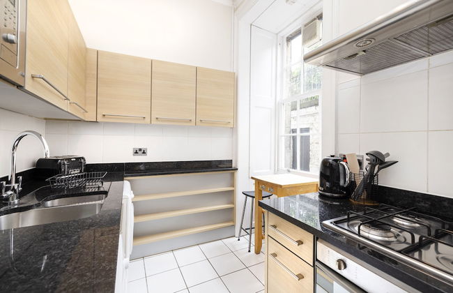 JOIVY Chic Flat Near Stockbridge Market W/ Patio - Foto 9