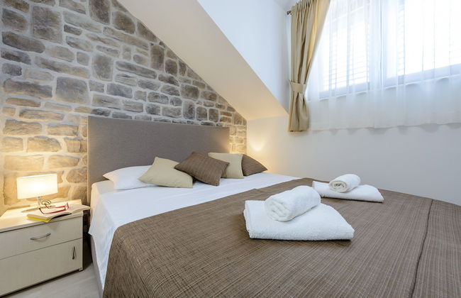 Holiday Home with Private heated Pool, Sea view & Basketball Court - Foto 6