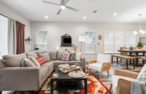 Joyous 3BD House in the heart of Fort Worth - Photo 35