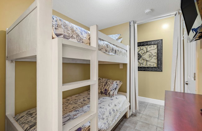 Majestic 1-1306! Gulf front 1bedroom, Pool,Hot Tubs,Tennis - Photo 13
