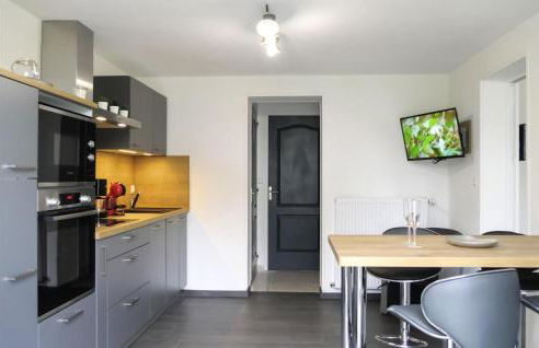 1 Bedroom Cozy Apartment In Pirou - Foto 3