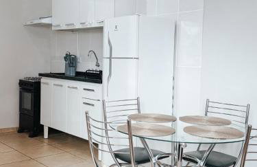 Apto Térreo | Ótima localização | Com Ar condicionado | 5 camas - Foto 11