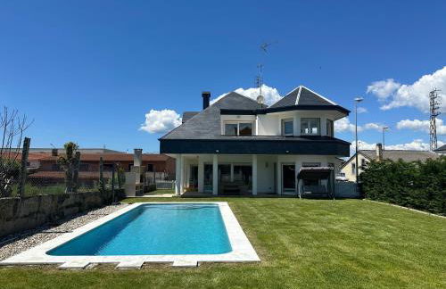 Villa Paxariño - Foto 1