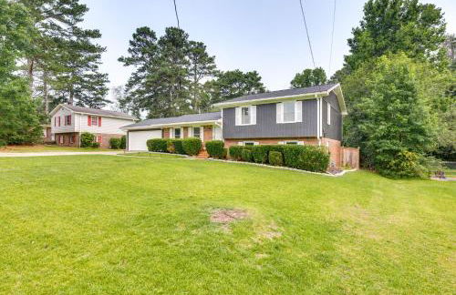 Family Home with Yard - 25 Mi to Downtown Atlanta! - Foto 34