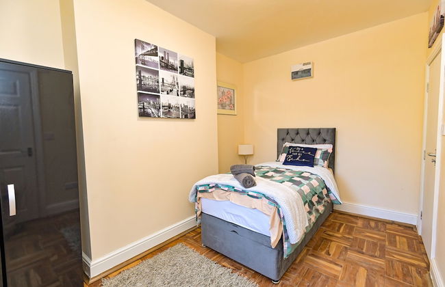 The Elm Wood Apartments - Photo 18